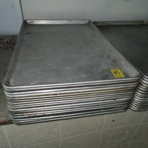 Sheet Pans 16 Ct.