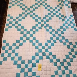 Blue & White Double Irish Chain Quilt 86"x72"