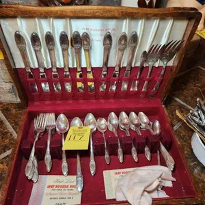 1847 Rogers Bros. Silverware,- First Love 52 Pieces - Service for 8