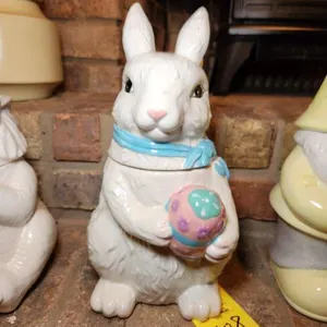 David's Cookies Easter Rabbit Cookie Jar
