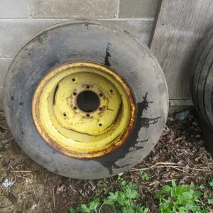 11L16 Tire and Rim