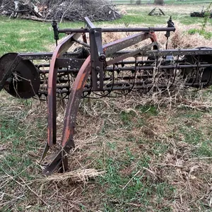New Idea 402 Hay Rake