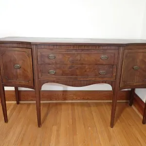 Vintage Mahogany Wood Buffet/Sideboard