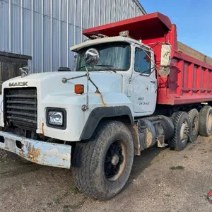 Mack RD688 Dump Truck
