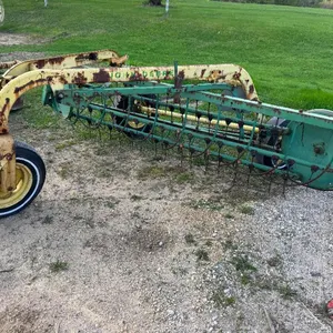 John Deere Side Rake