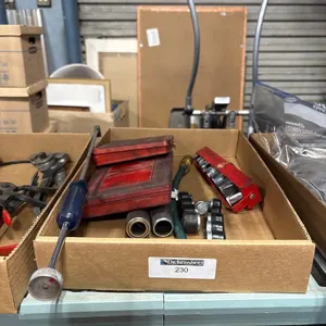 EXTRACTOR SET W/ DRILLBITS AND SOCKETS