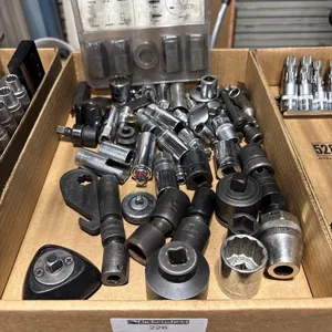 ASSORTMENT OF SOCKETS