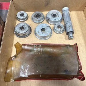 ASSORTMENT OF AUTOMOTIVE TOOLS
