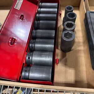 INGERSOLL RAND IMPACT SOCKET SET W/ EXTRAS
