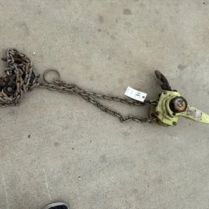1 1/2 Ton Lever Style Hoist
