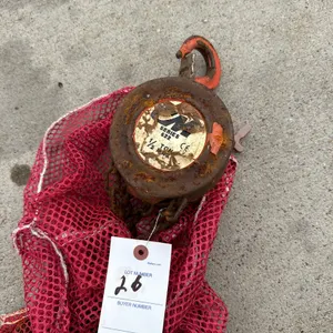 1/2 Ton Chain Host