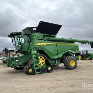 2022 John Deere X9 1000 Combine Harvester