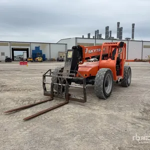 2018 Sky Track 8042 Telehandler
