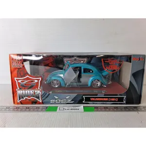 Maisto Model Blue 1951 Volkswagen Beetle 1:18 Scale, NIB