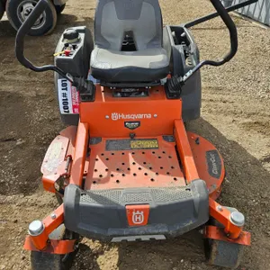 ZERO TURN LAWNMOWER: 2006 Husqvarna Z242F