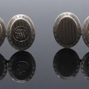 14KT WHITE GOLD CUFFLINKS 5.8g  $2300