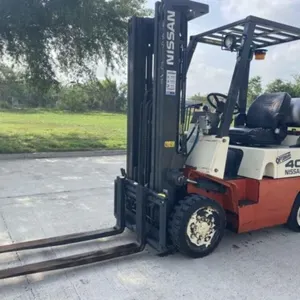 (TX) Nissan CPJ02A20PV Forklift