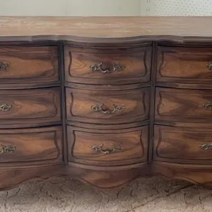 9 Drawer Broyhill Lowboy Dresser
