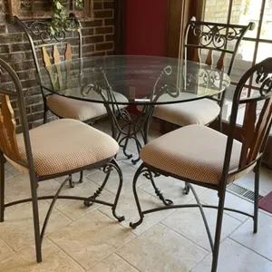 42" Glass Top Round Table, 5 Chairs
