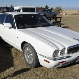 1998 Jaguar XJ8 4 Door Sedan