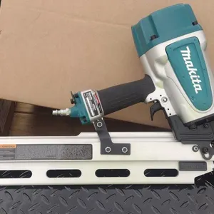 MAKITA AN924 NAIL GUN