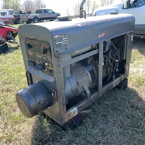 LINCOLN CLASSIC PORTABLE 300D WELDER - RUNNING