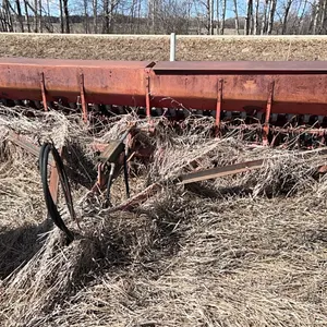 MF 43 13' END WHEEL SEED DRILL