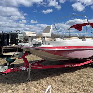 STARCRAFT AURORA 21.5' FIBREGLASS BOAT & 2008 STARCRAFT TRAILMASTER S/A BOAT TRAILER