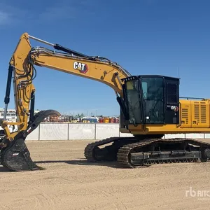 2023 Cat 538 Roadbuilder Tracked Excavator