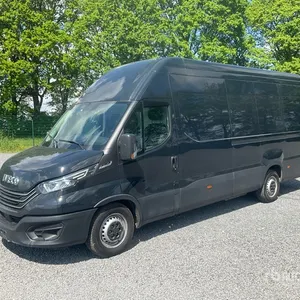 2024 Iveco 35S18 HiMatic Refrigerator Cargo Van