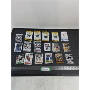 Large Collection of Assorted Mostly NHL Collector Cards - Unauthenticated