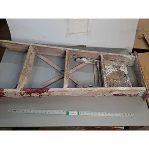 ** Painting Ladder 47 x 19", Cannot Ship