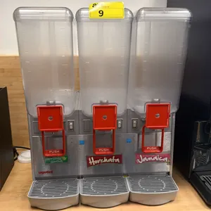UGOLINI MADE IN ITALY 3-BAY JUICE DISPENSER MACHINE