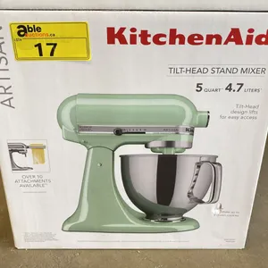 KITCHENAID MODEL KSM150PSPT. ARTISAN 5 QUART 4.7L ELECTRIC COUNTERTOP TILT-HEAD STAND MIXER