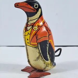 Vintage J. Chein Tin Litho Wind Up Penguin 4"H -