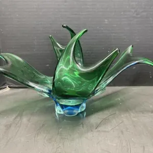 Green Art Glass Decorative Dish