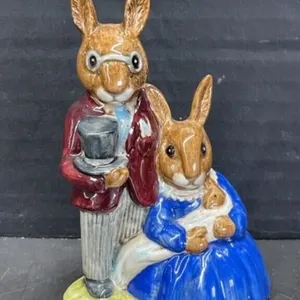 Royal Doulton Bunnykins 'Family Photograph'