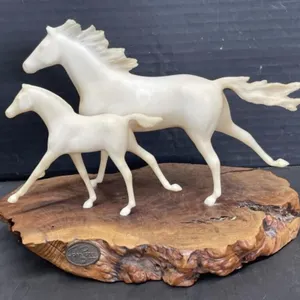2 Horse Figures mounted on Wood Base