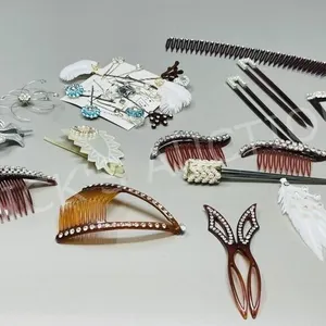 lot of vintage fancy hair clips & hair combs
