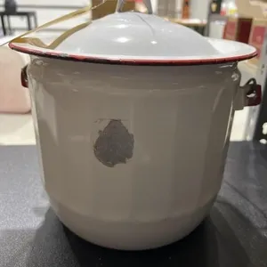 Granite Pot w/Lid