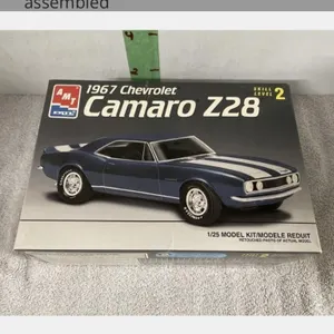 AMT 67 Camaro  Z28 Model Kit  1/25