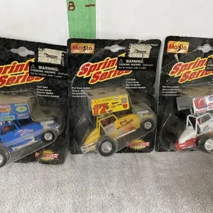 3 Maisto - sprint car series - motorized -