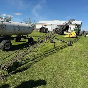 John Deere E0200 Hay Elevator