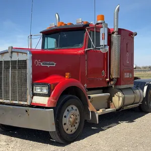 1987 Kenworth W900B Semi Truck