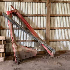 Westfield Hydraulic Brush Auger