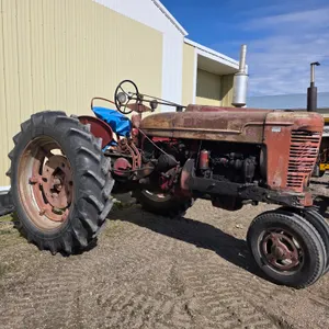 1951 Farmall M, Narrow Front Tractor, Gas, 13.6-38 Rears (1 New), 6.00-16 Fronts, 540 PTO, Clam Fend