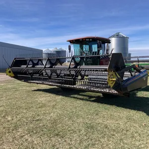 2000 Westward 9250 Self Propelled Swather with  MacDon 972 21' Harvest Header. Swather s/n:  135763, Header s/n: 135247-00