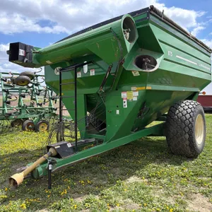 J&M 875 Grain Cart