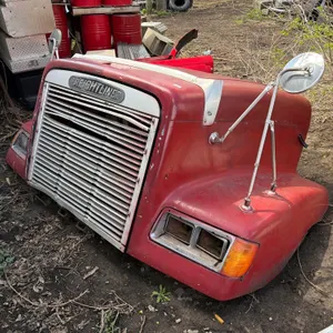 Freightliner FLD112 Semi Hood