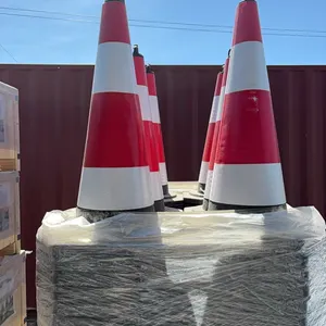 25 Traffic cones
